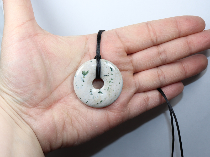 Ozeanjaspis mit Band