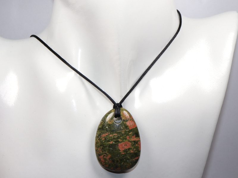 unakite with cord