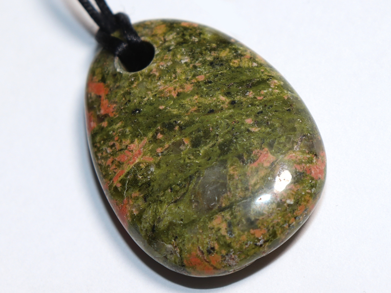 unakite with cord