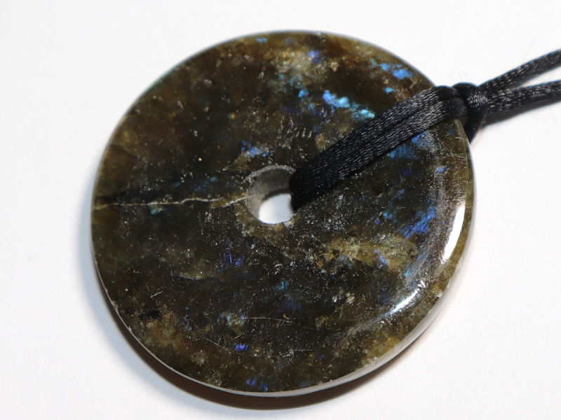 labradorite with cord