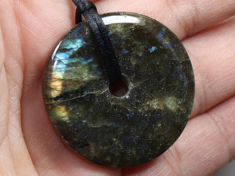 labradorite with cord