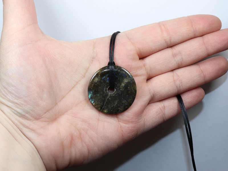 labradorite with cord