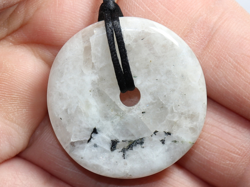 white labradorite with cord