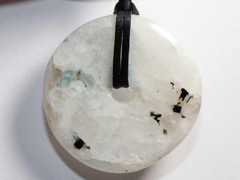 white labradorite with cord