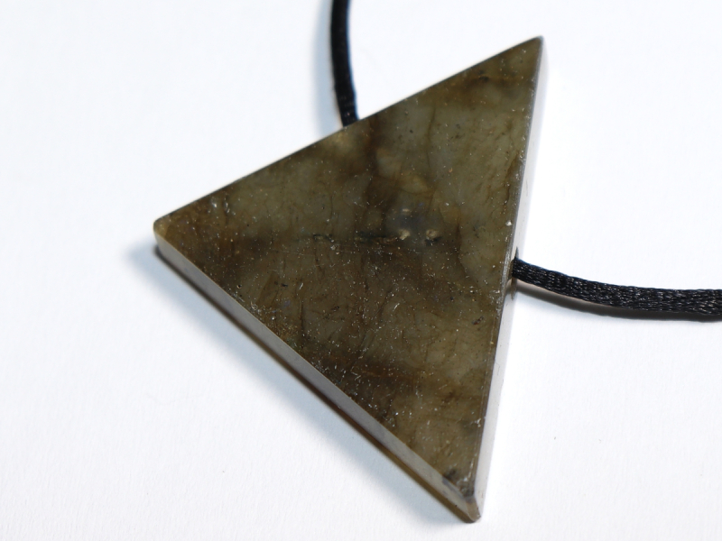 Labradorit mit Band oder Silber 925