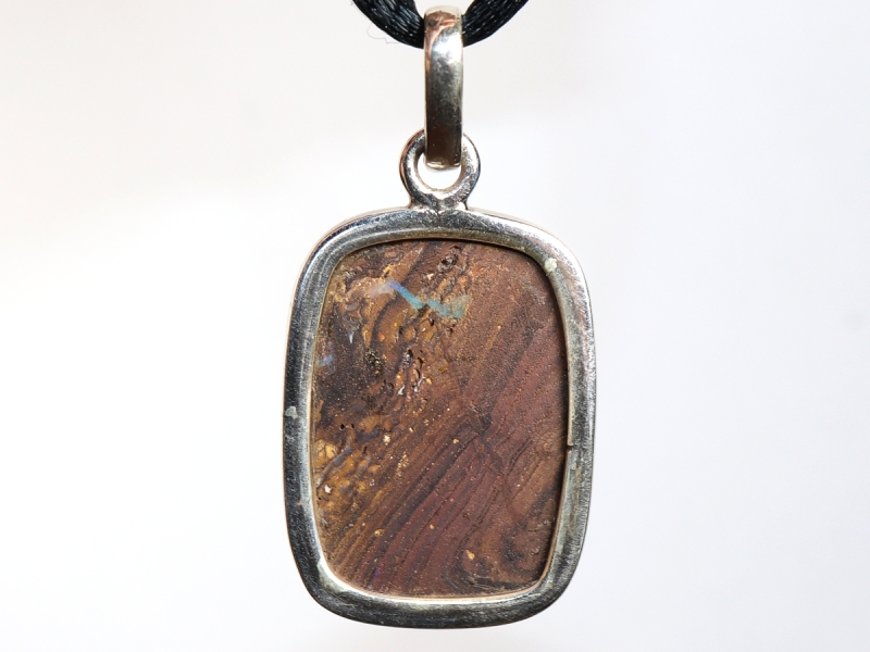Boulder opal with cord or silver 925