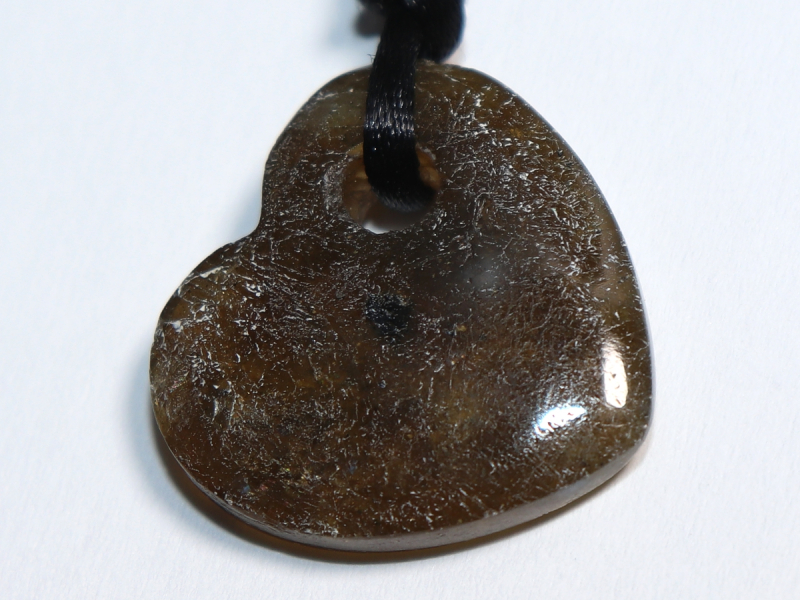labradorite with cord