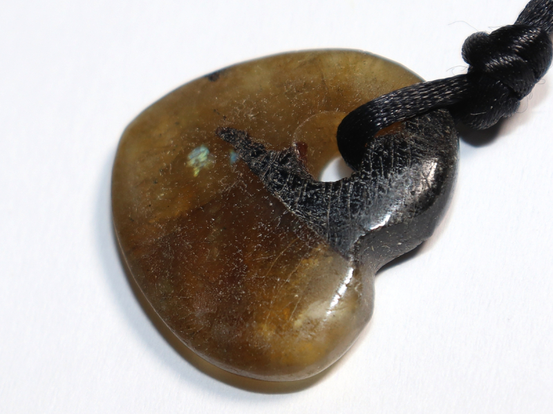 labradorite with cord