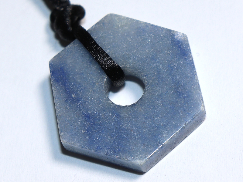 blue quartz with cord