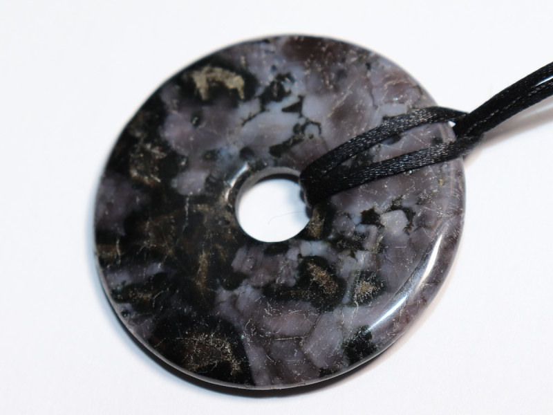 Gabbro mit Band