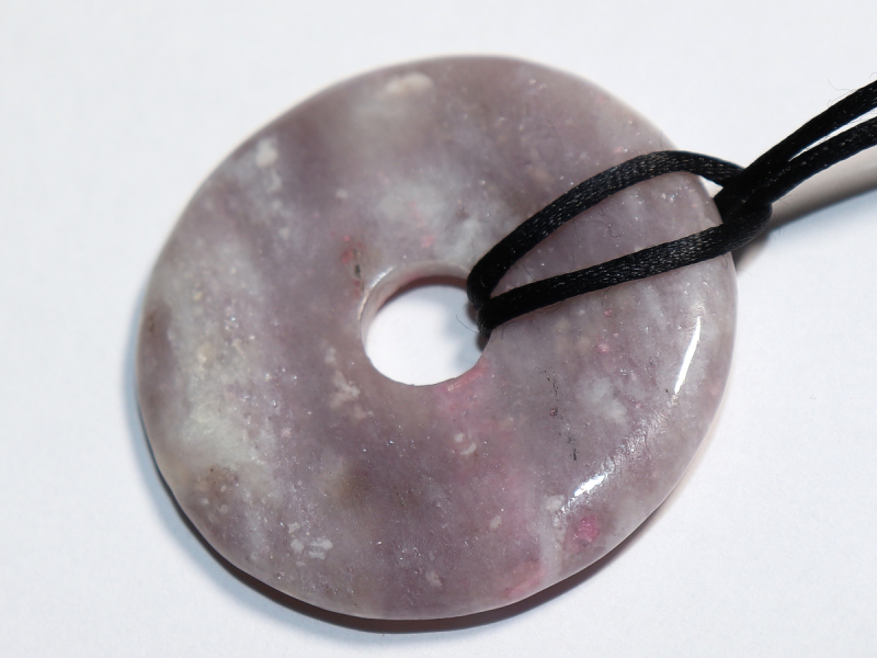 pink tourmaline (Rubellite) in quartz mit Band