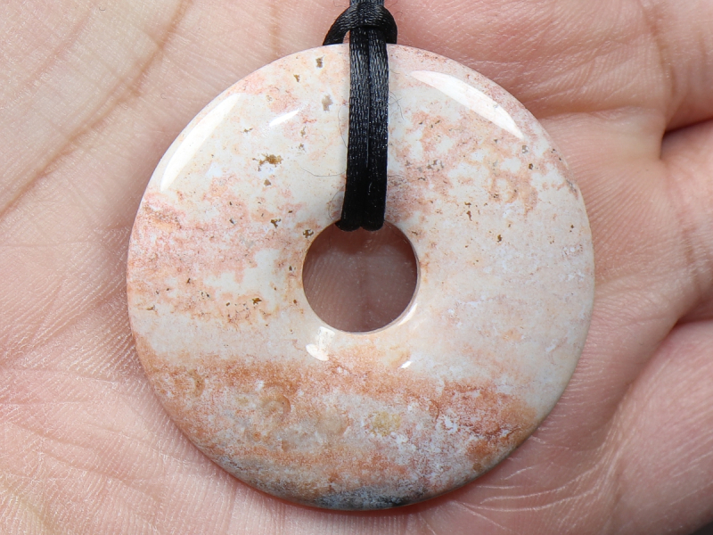 Ozeanjaspis mit Band