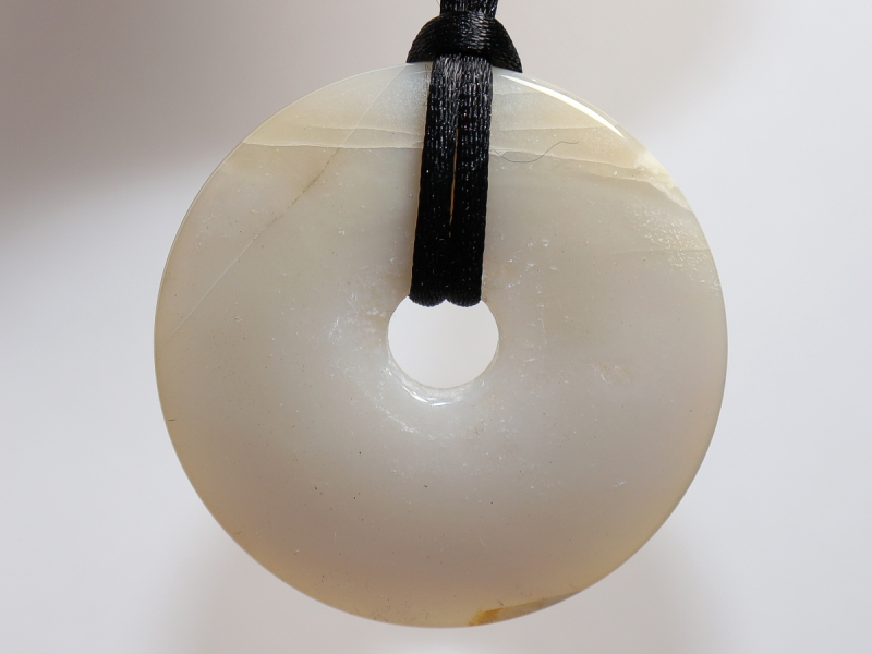 agate with cord