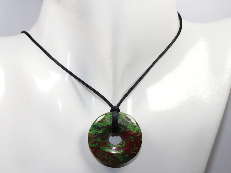 chrysocolla with cuprite with cord