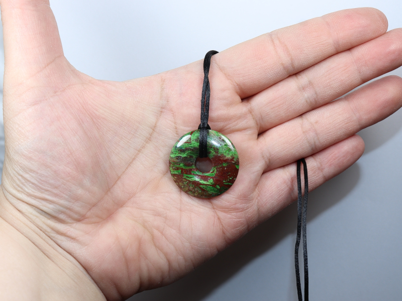chrysocolla with cuprite with cord