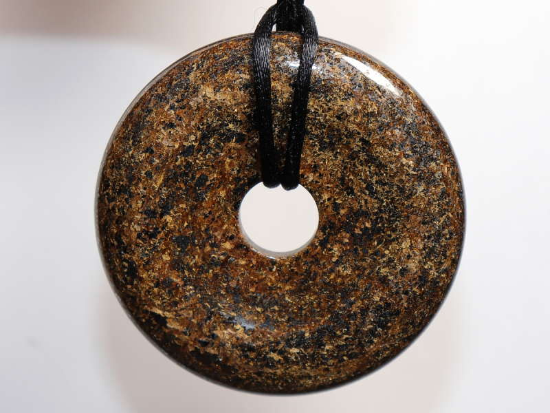 bronzite with cord