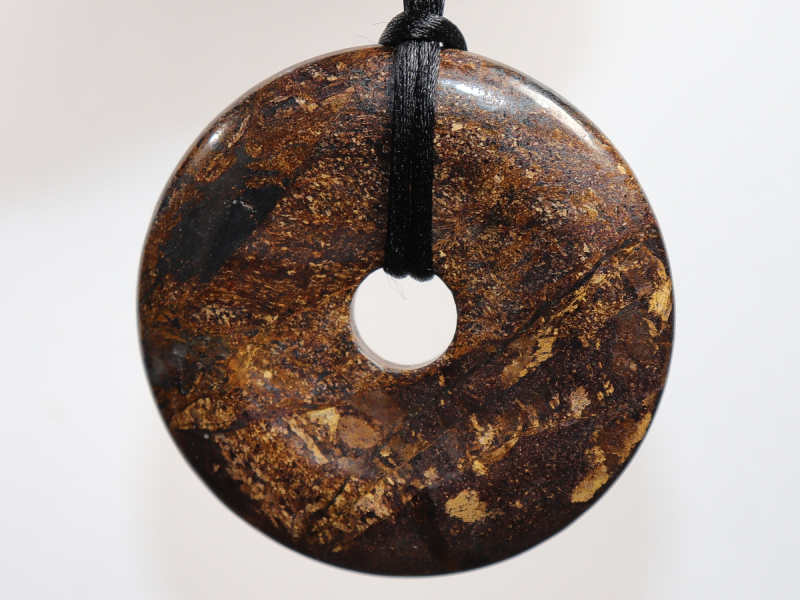 bronzite with cord