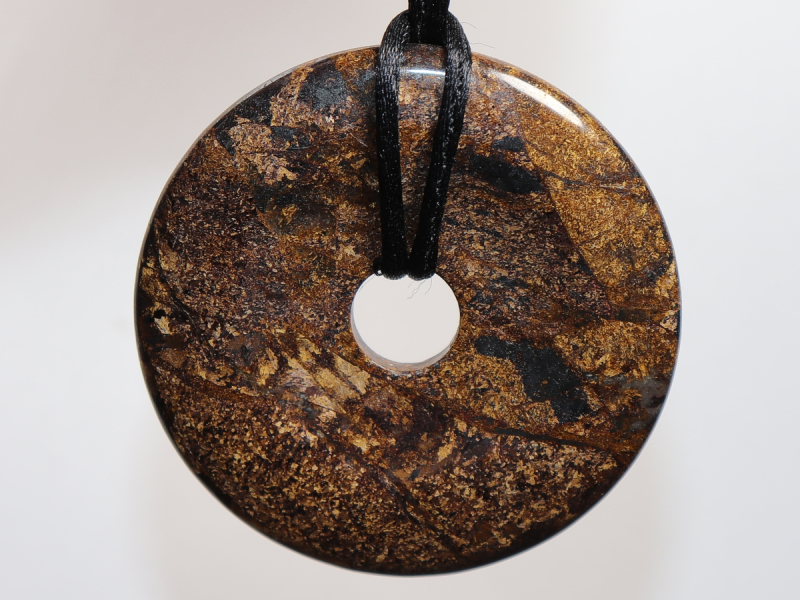 bronzite with cord