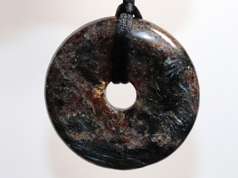 anthophyllite with cord