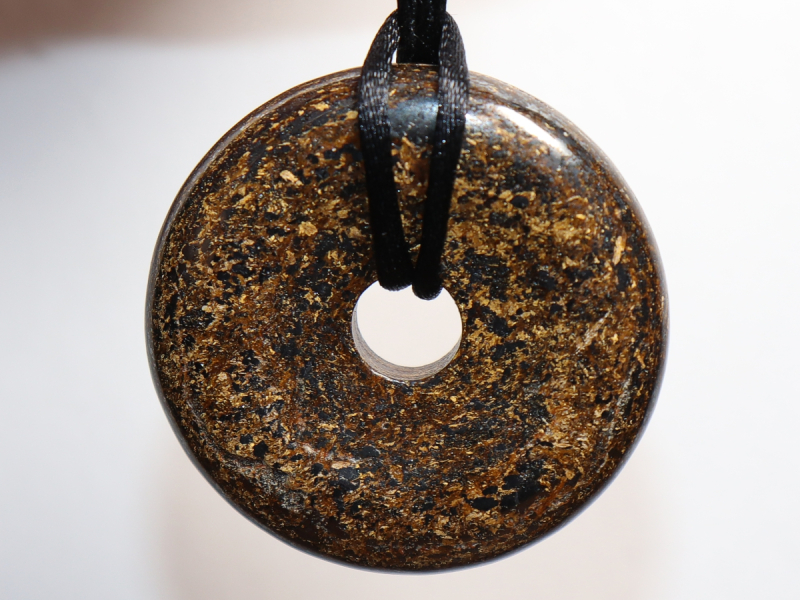 bronzite with cord