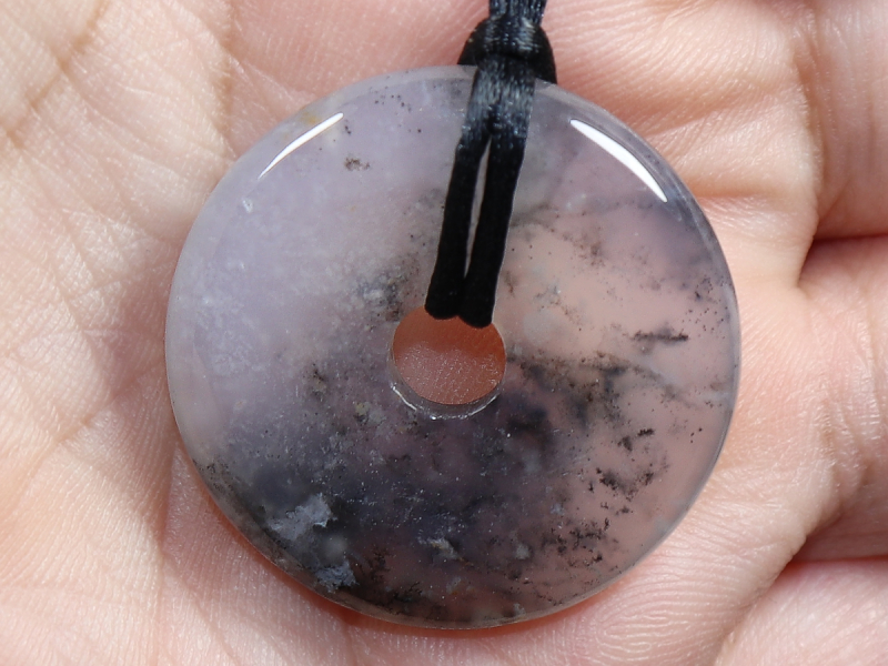 Dendritenchalcedon mit Band