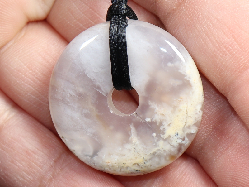 chalcedony with cord