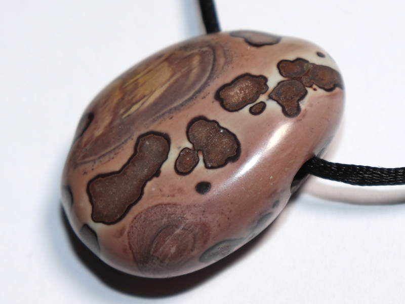 porcellanite with cord or silver 925