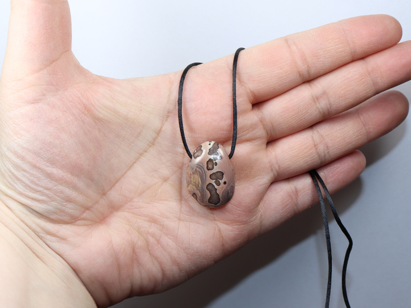 porcellanite with cord or silver 925