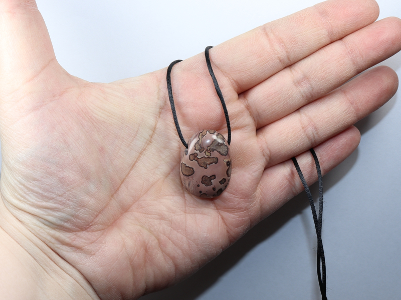 porcellanite with cord or silver 925