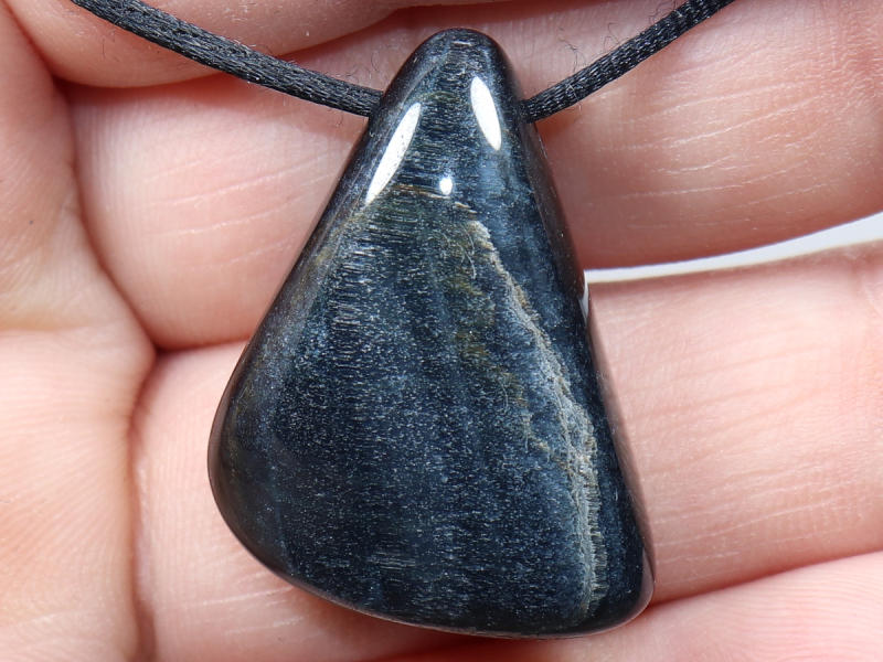 hawks eye with cord or silver 925