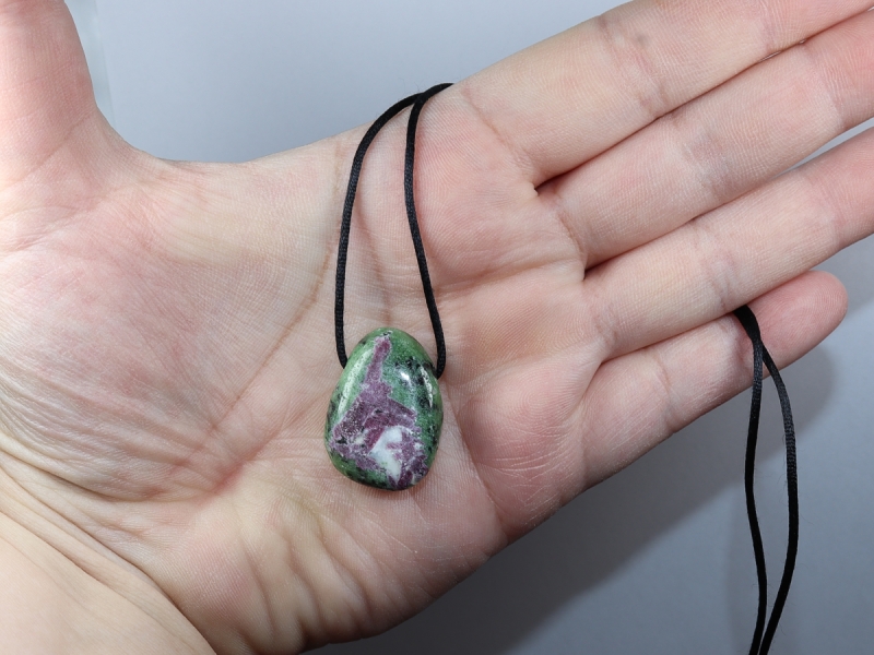 ruby in zoisite with cord or silver 925