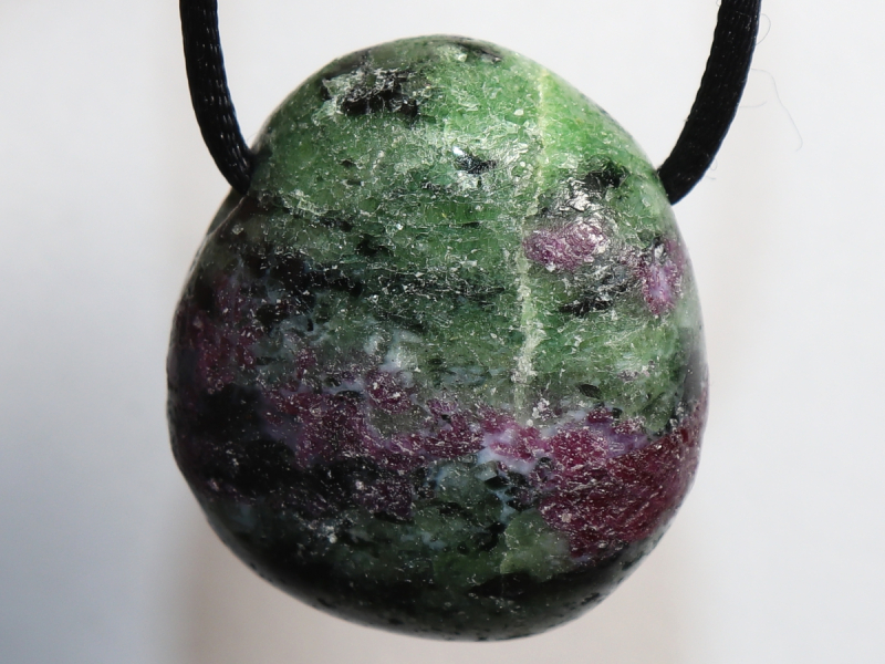 ruby in zoisite with cord or silver 925
