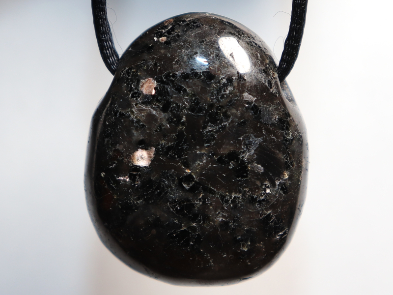 amphibolite with cord or silver 925