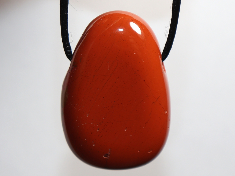 roter Jaspis mit Band oder Silber 925