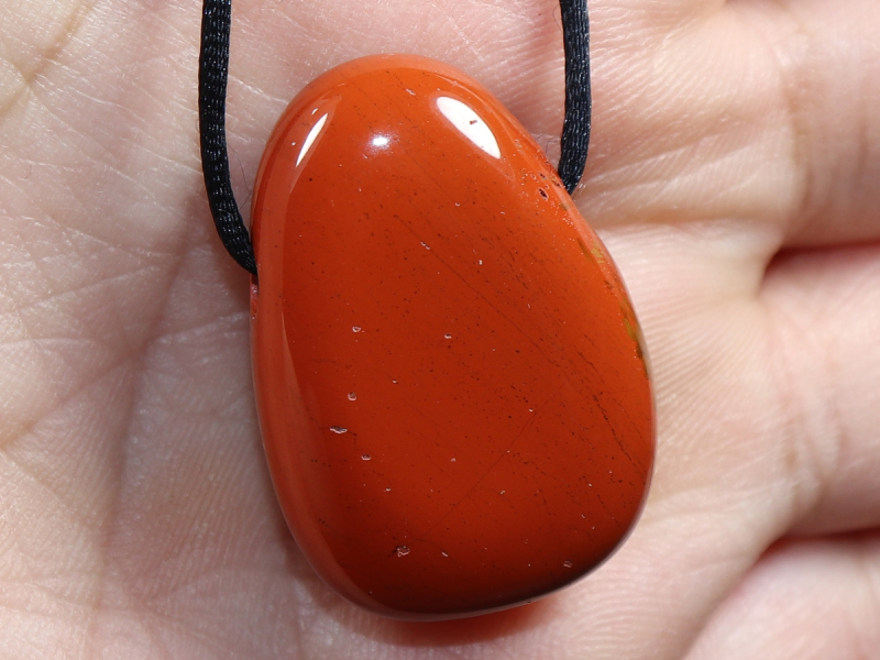 roter Jaspis mit Band oder Silber 925