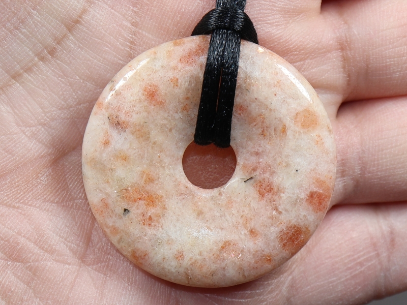 sunstone with cord