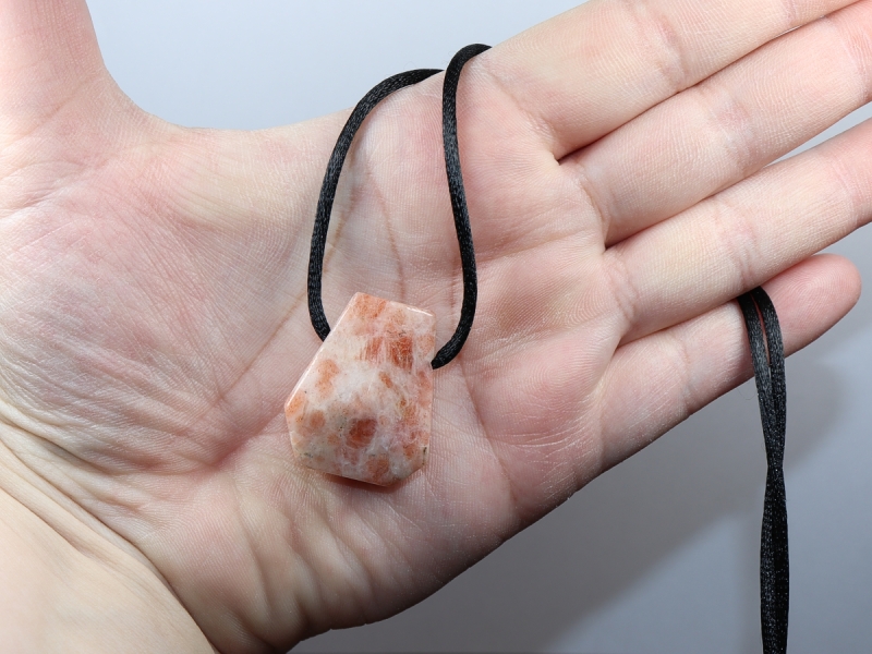 sunstone with cord or silver 925