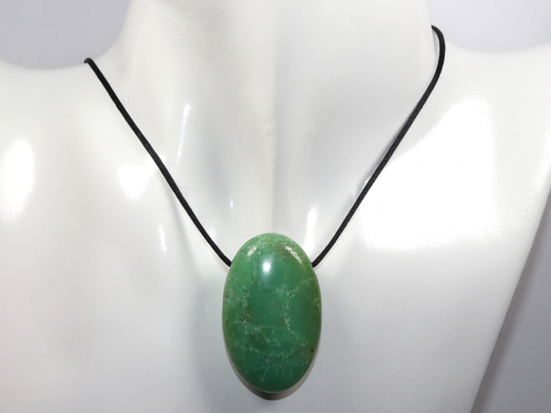 chrysoprase with cord or silver 925