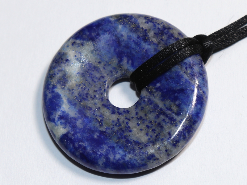Lapislazuli mit Band