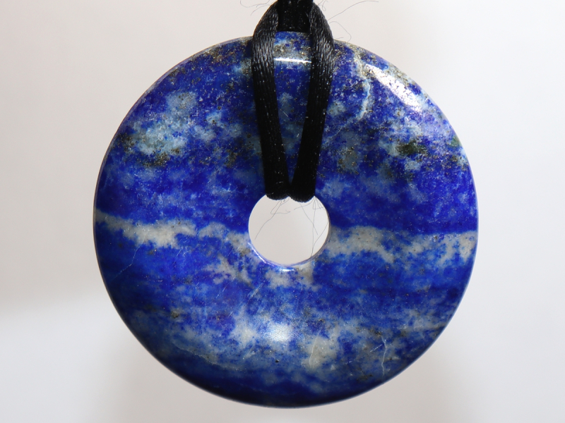 Lapislazuli mit Band