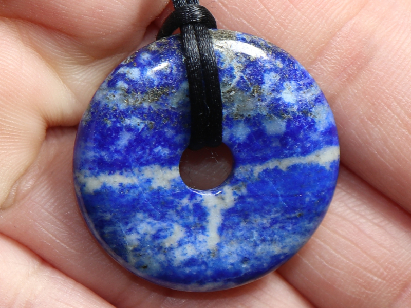 Lapislazuli mit Band