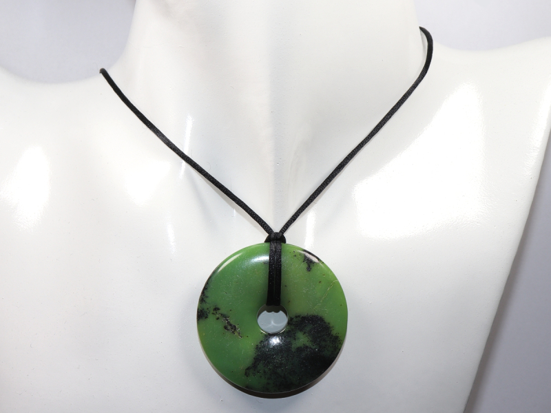 chrysoprase with cord