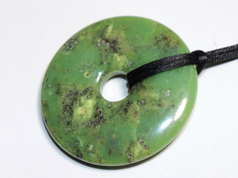 chrysoprase with cord