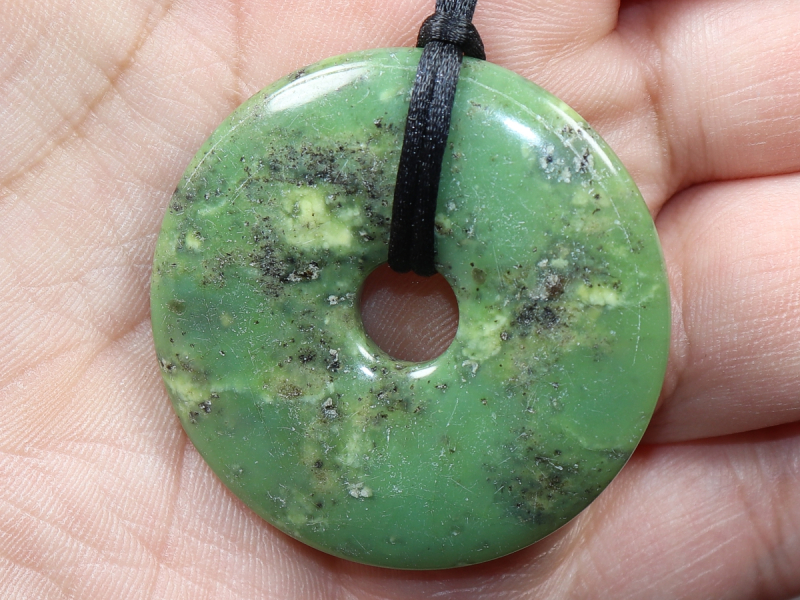 chrysoprase with cord