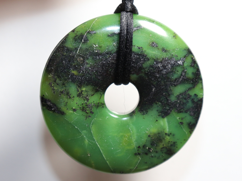 chrysoprase with cord