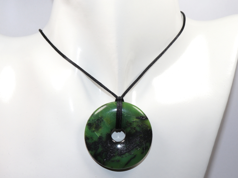 chrysoprase with cord