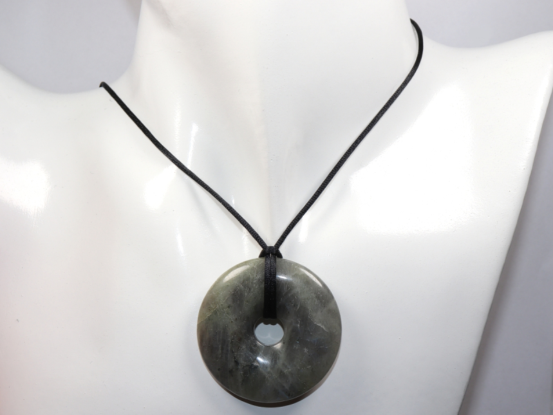 labradorite with cord