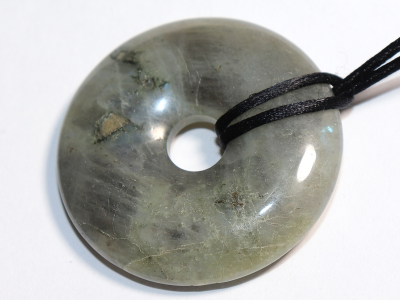 labradorite with cord