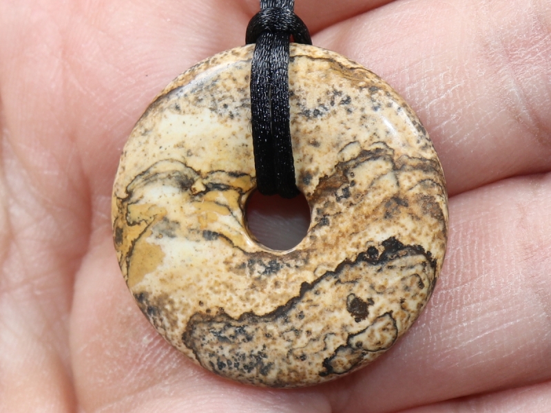 picture jasper with cord