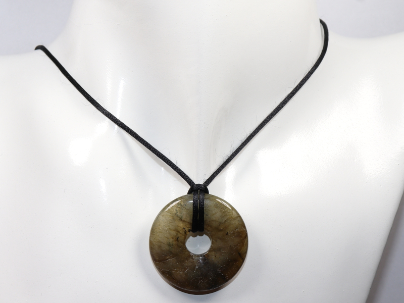 labradorite with cord